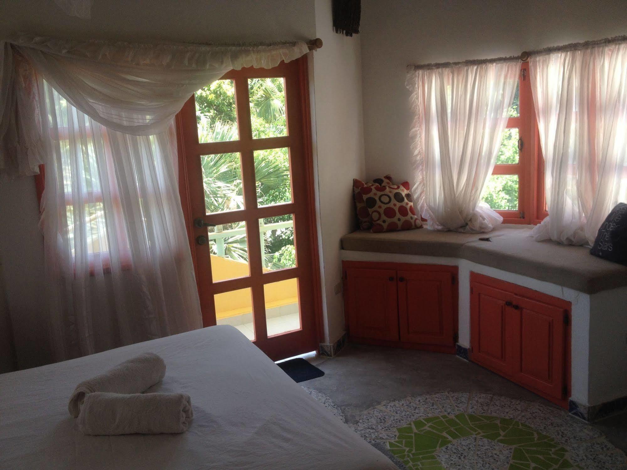 Casa Delfin Guest House Las Terrenas Ngoại thất bức ảnh